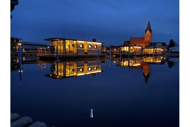 Hausboot Fjord Vela Mit Biosauna In Barth Exterior photo